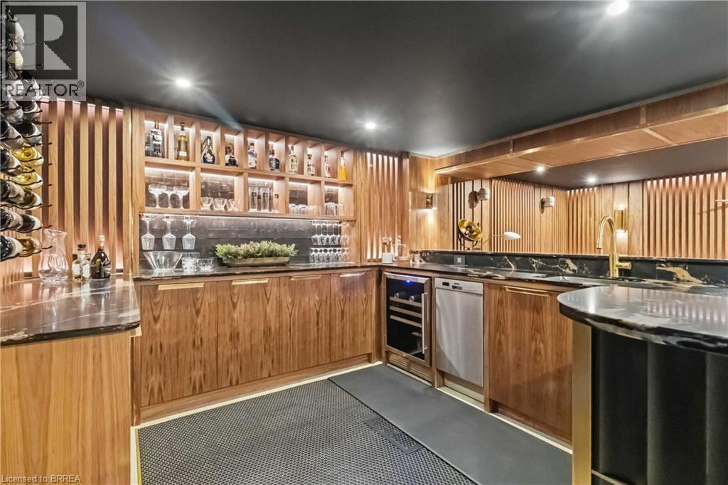 8 TUTELA HEIGHTS Road - Image 35