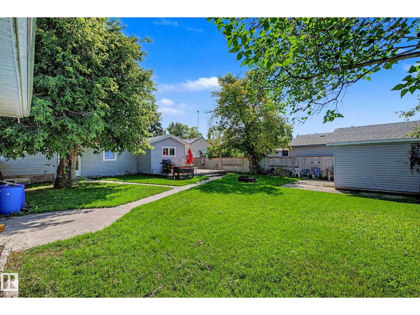 5208 51 ST - Image 48