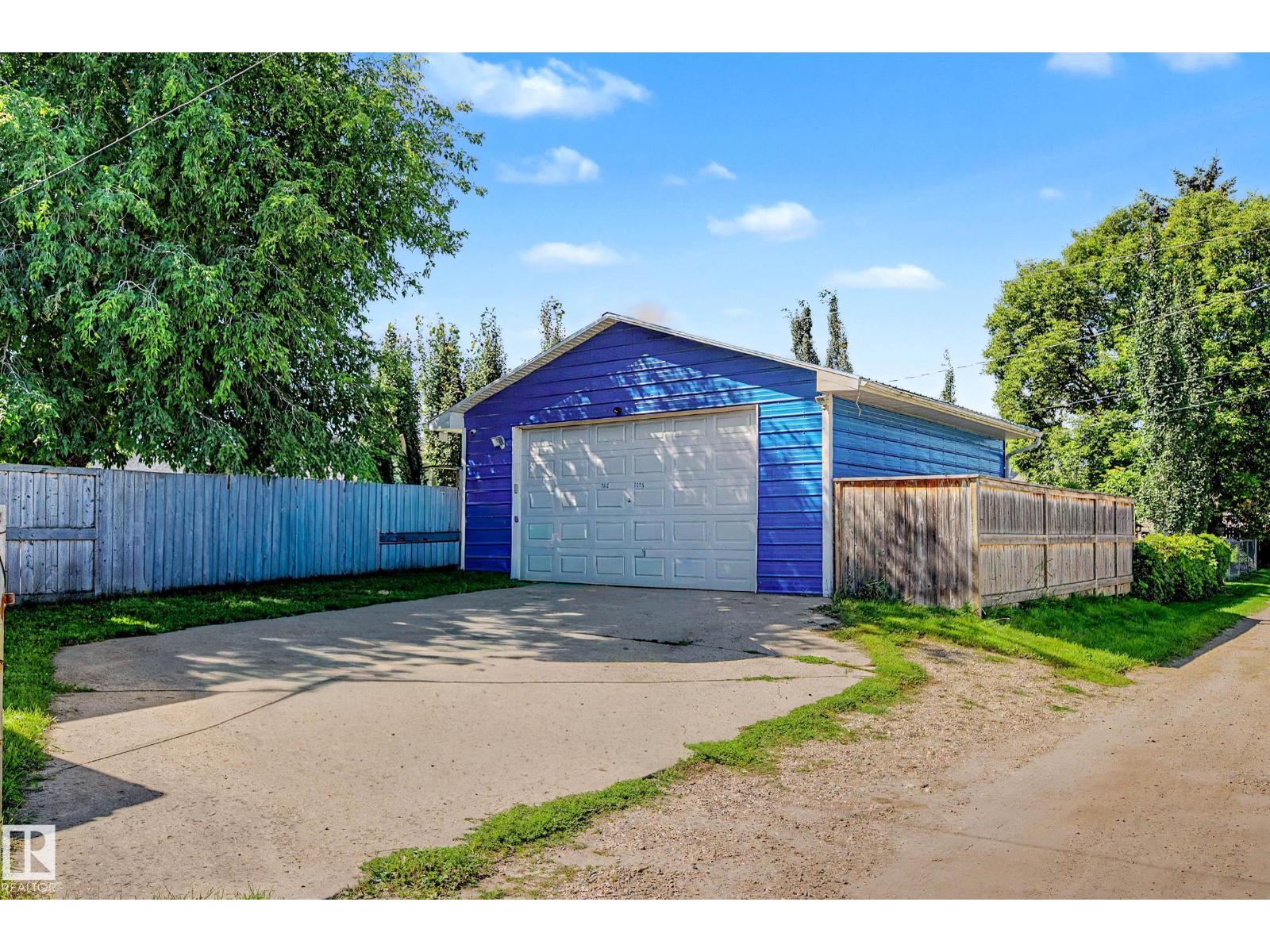 5208 51 ST - Image 57