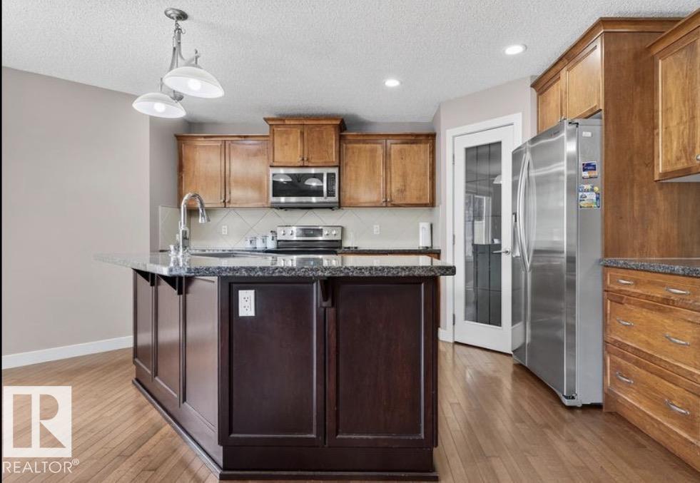6811 19 AV SW - Image 14