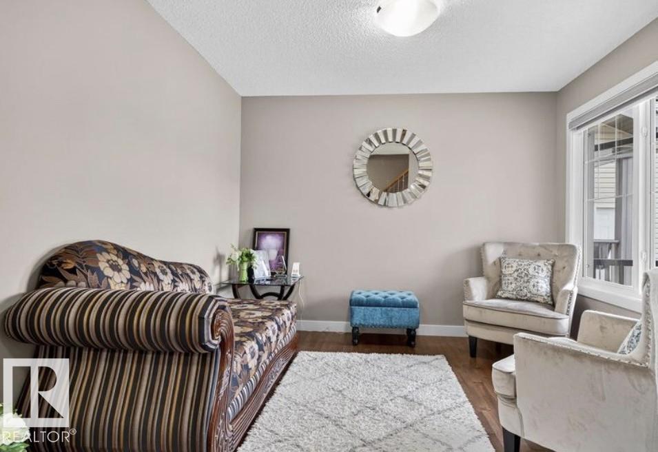6811 19 AV SW - Image 7