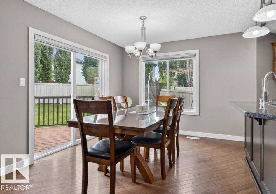 6811 19 AV SW - Image 18