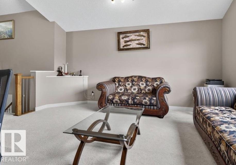 6811 19 AV SW - Image 23