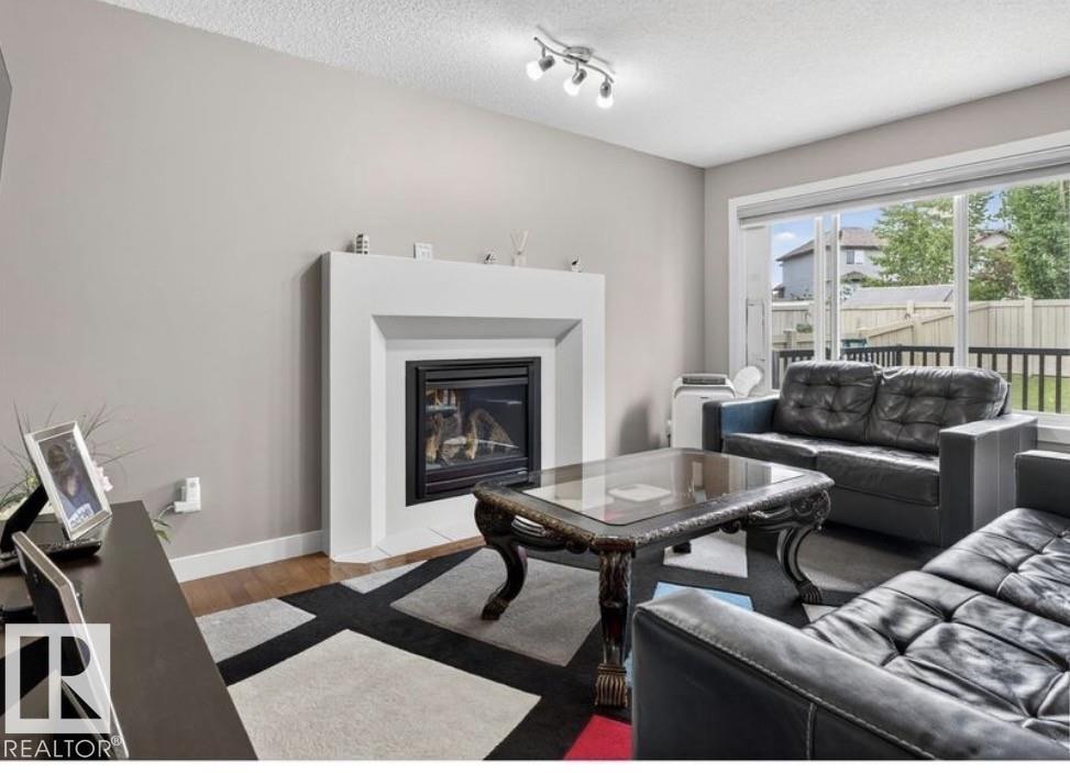6811 19 AV SW - Image 12