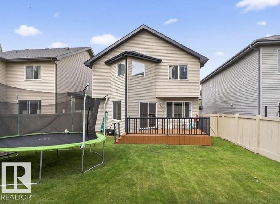6811 19 AV SW - Image 38