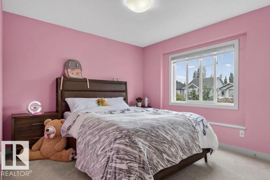 6811 19 AV SW - Image 36