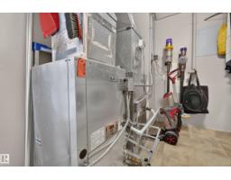 #303 9929 Saskatchewan Dr Nw, Edmonton, AB T6E5J9 Photo 41