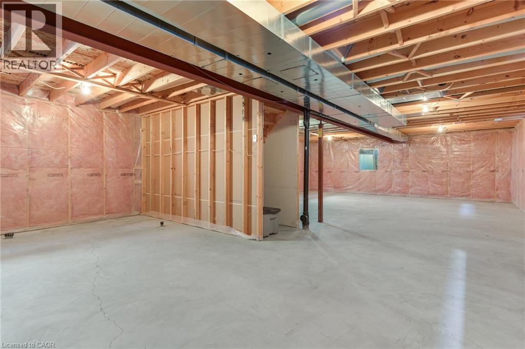 11 LOCKWOOD Street - 30