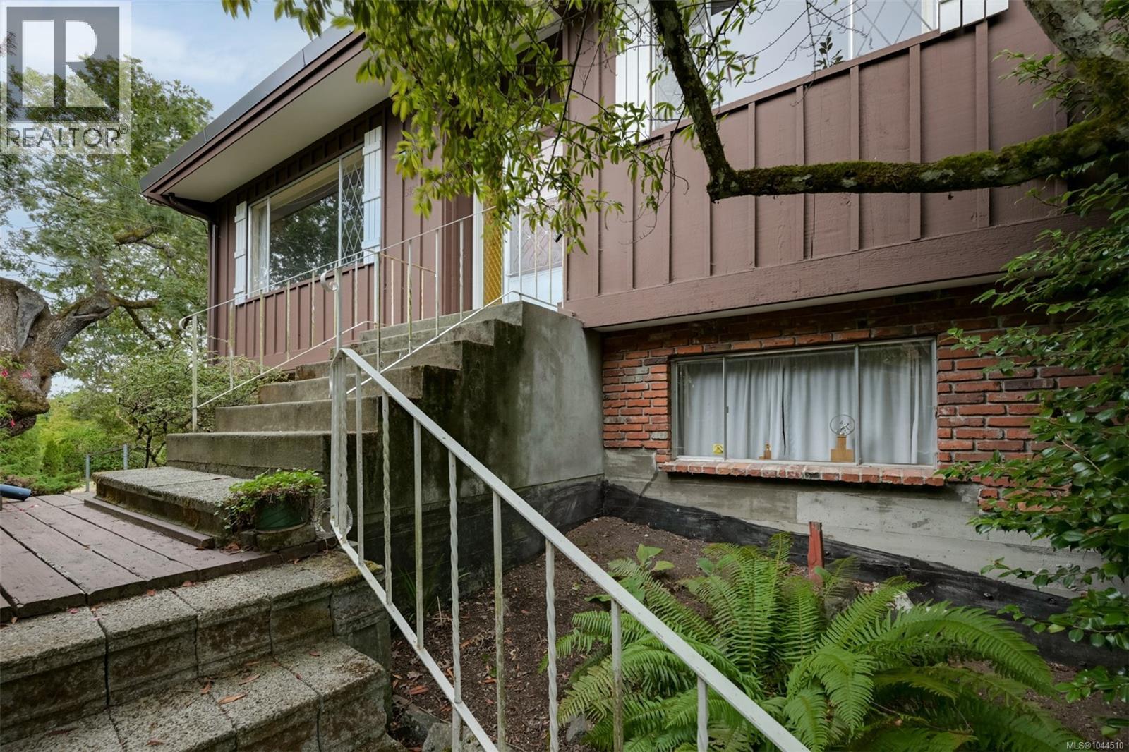 3938 Shorncliffe Rd - 4