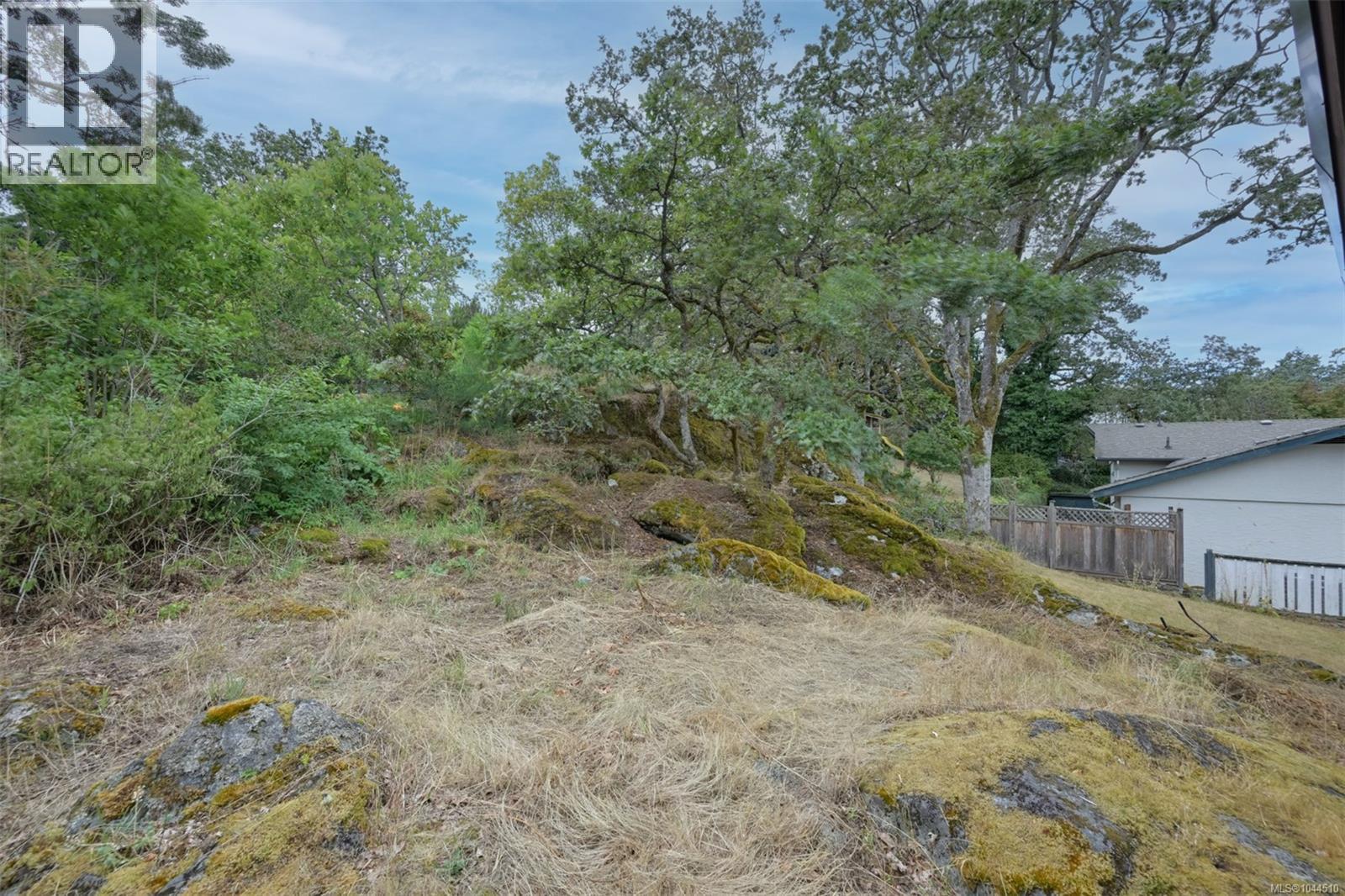 3938 Shorncliffe Rd - 48