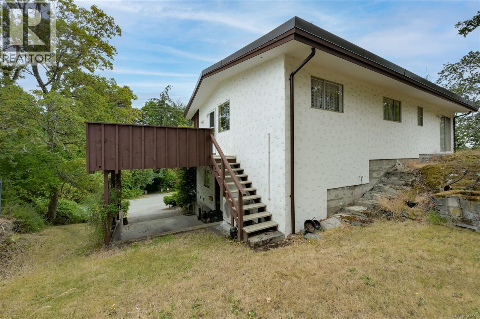3938 Shorncliffe Rd - 53