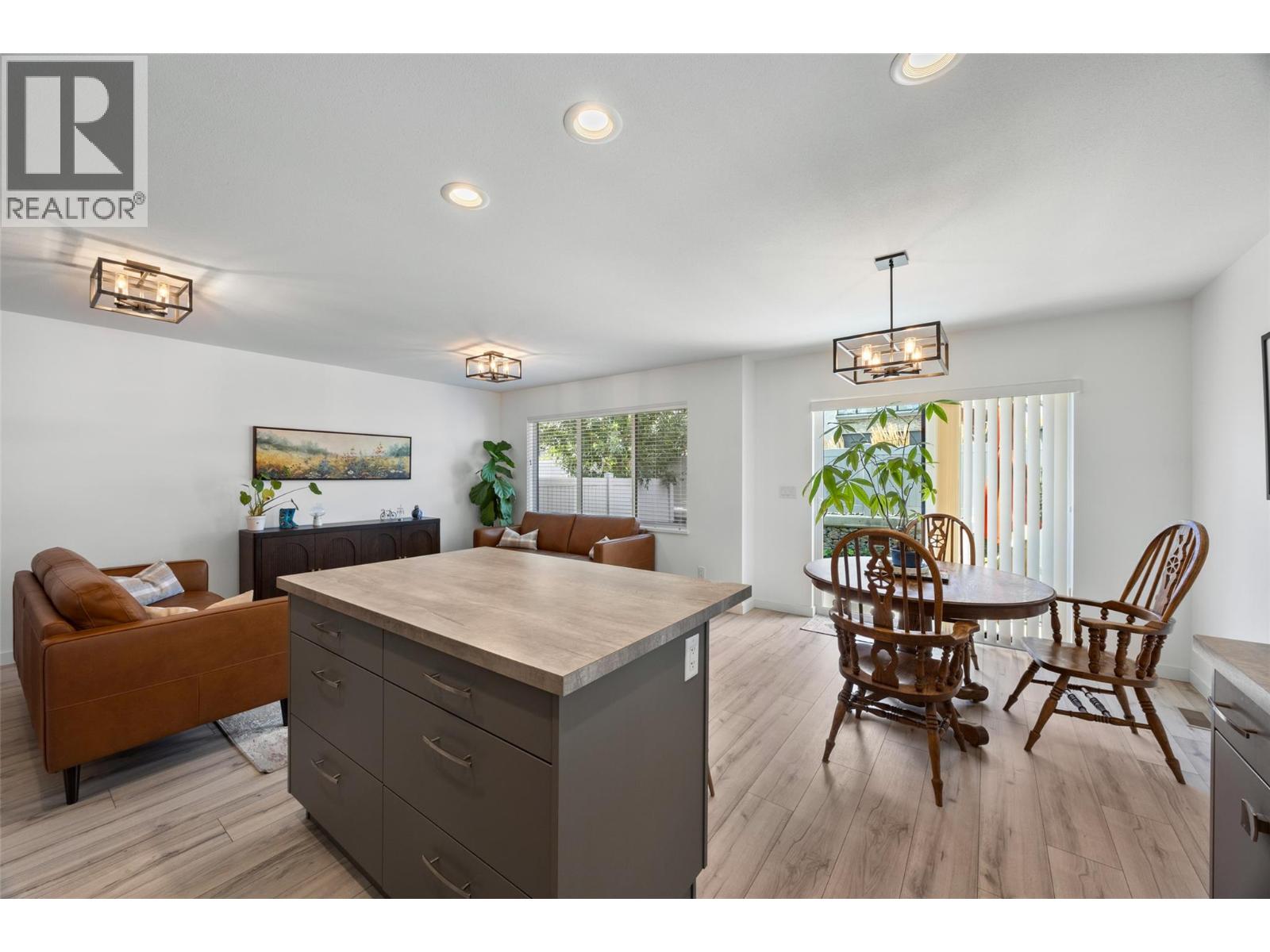 #120 1323 KINROSS Place - Image 13