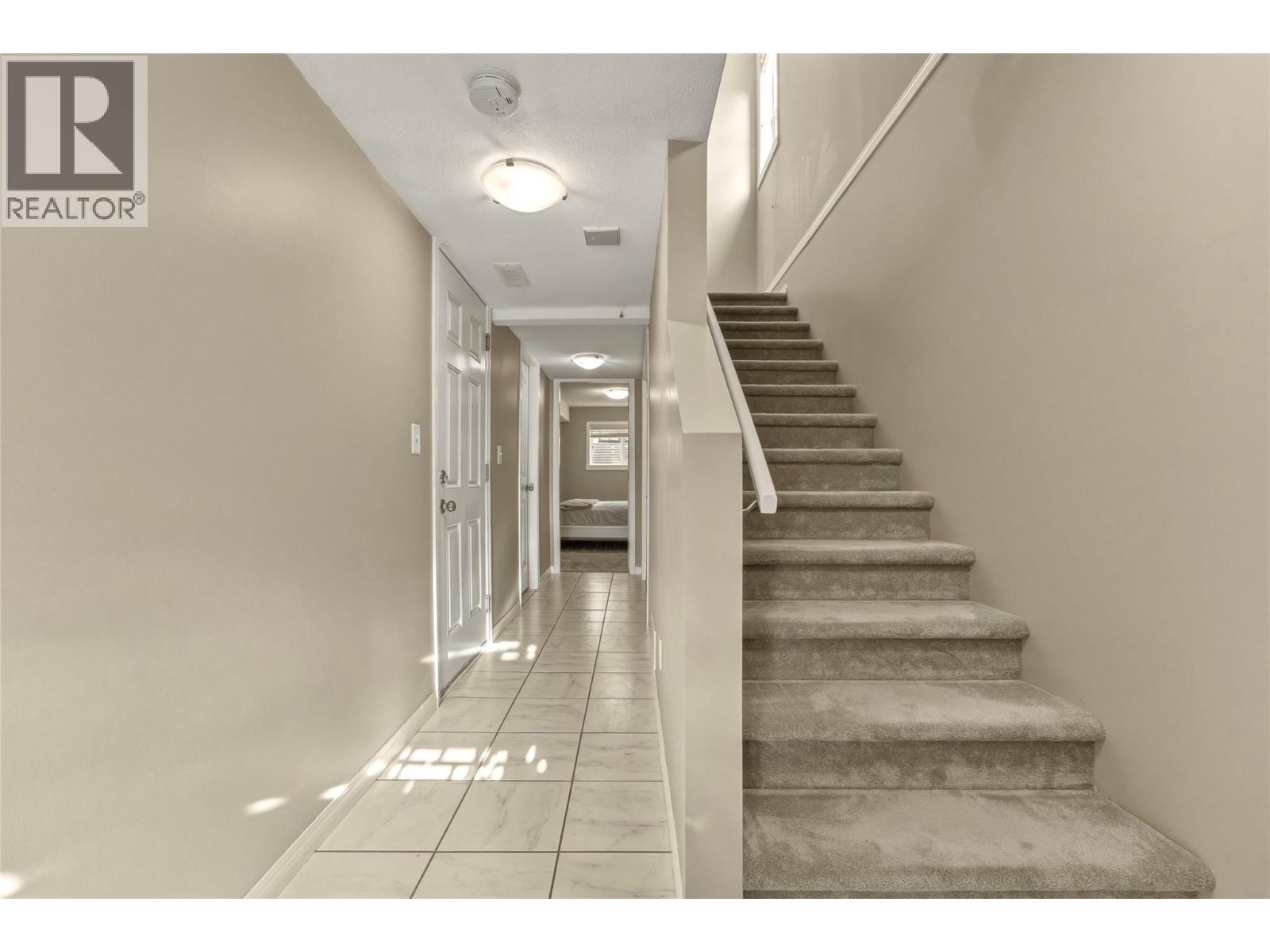 #10 5901 Heritage Drive - 12