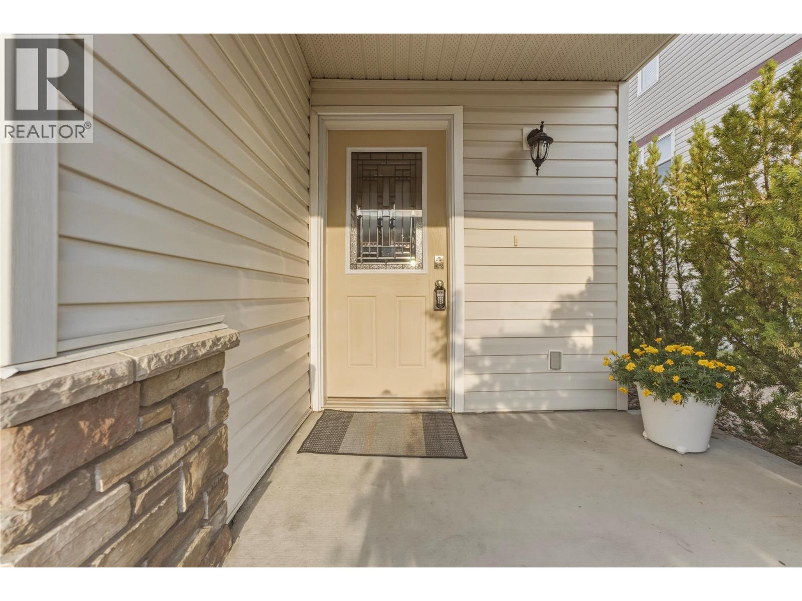 5901 Heritage Drive Unit# 10, Vernon