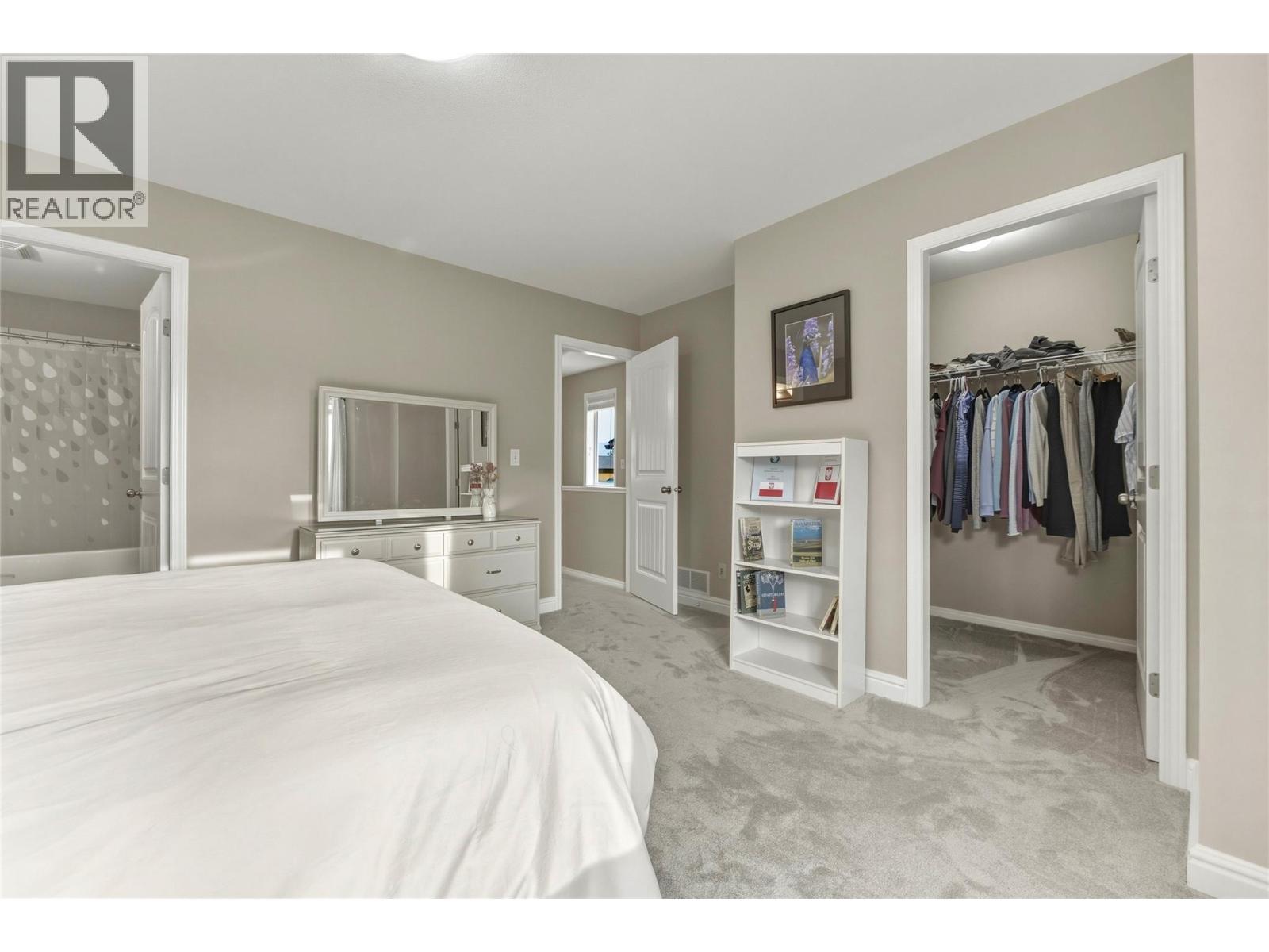 #10 5901 Heritage Drive - 38