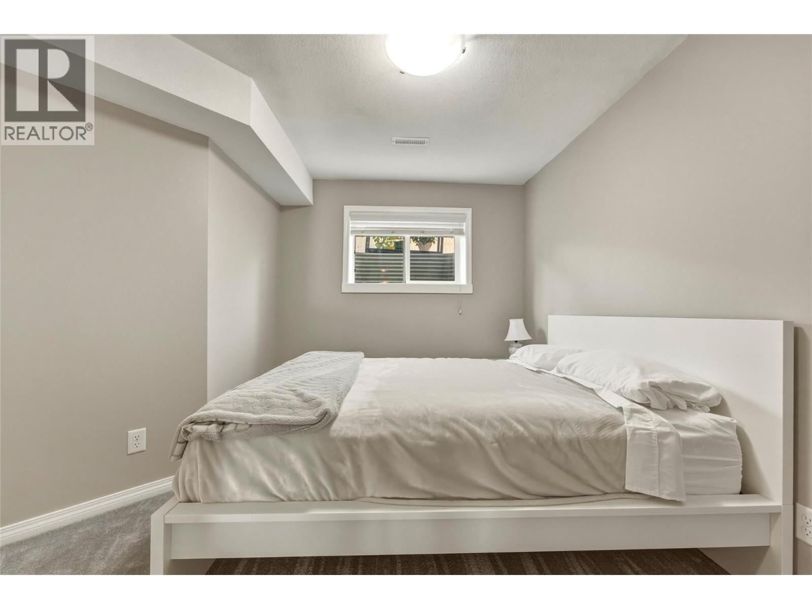 #10 5901 Heritage Drive - 5