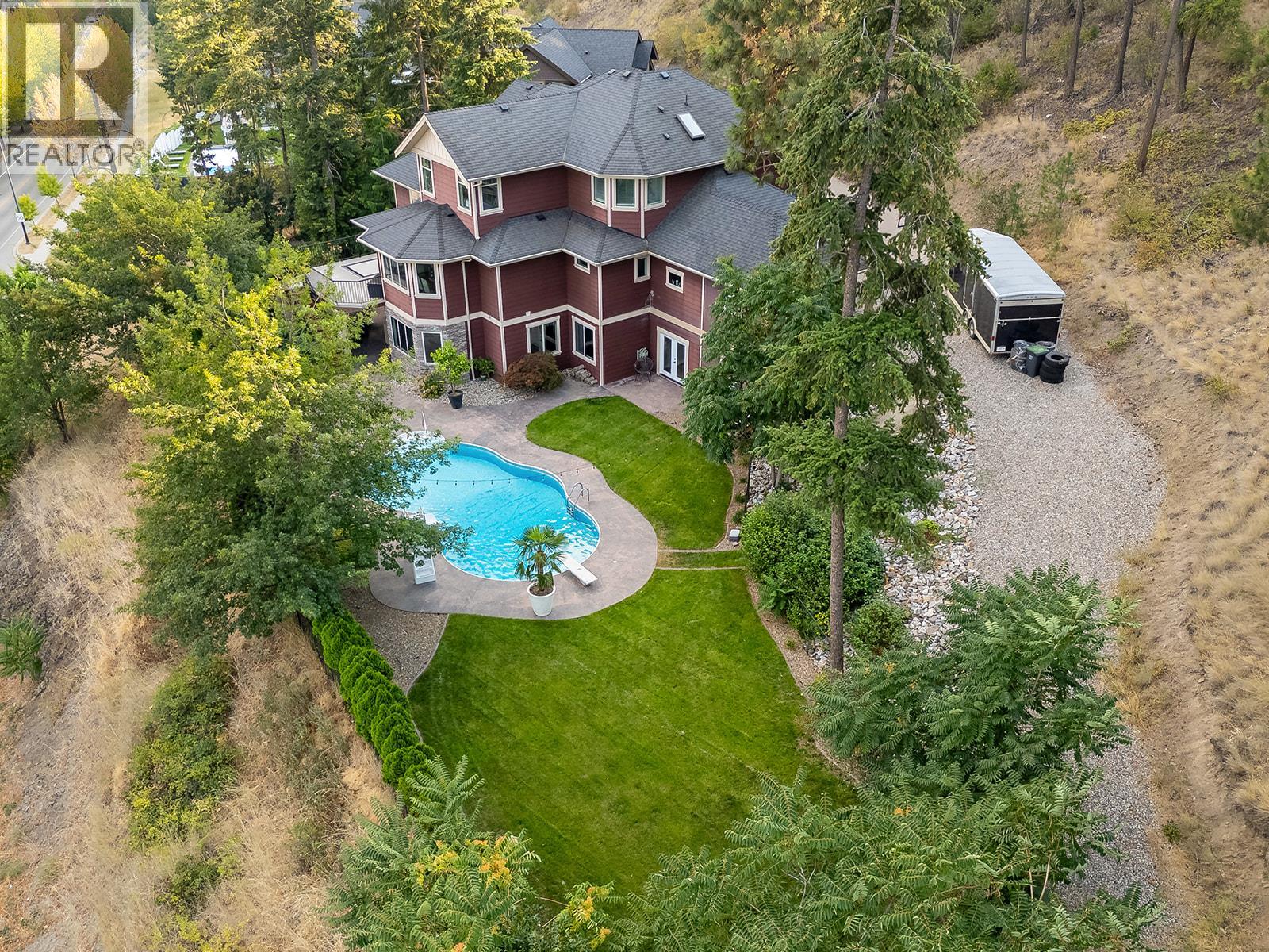 421 Tucker Court, Kelowna