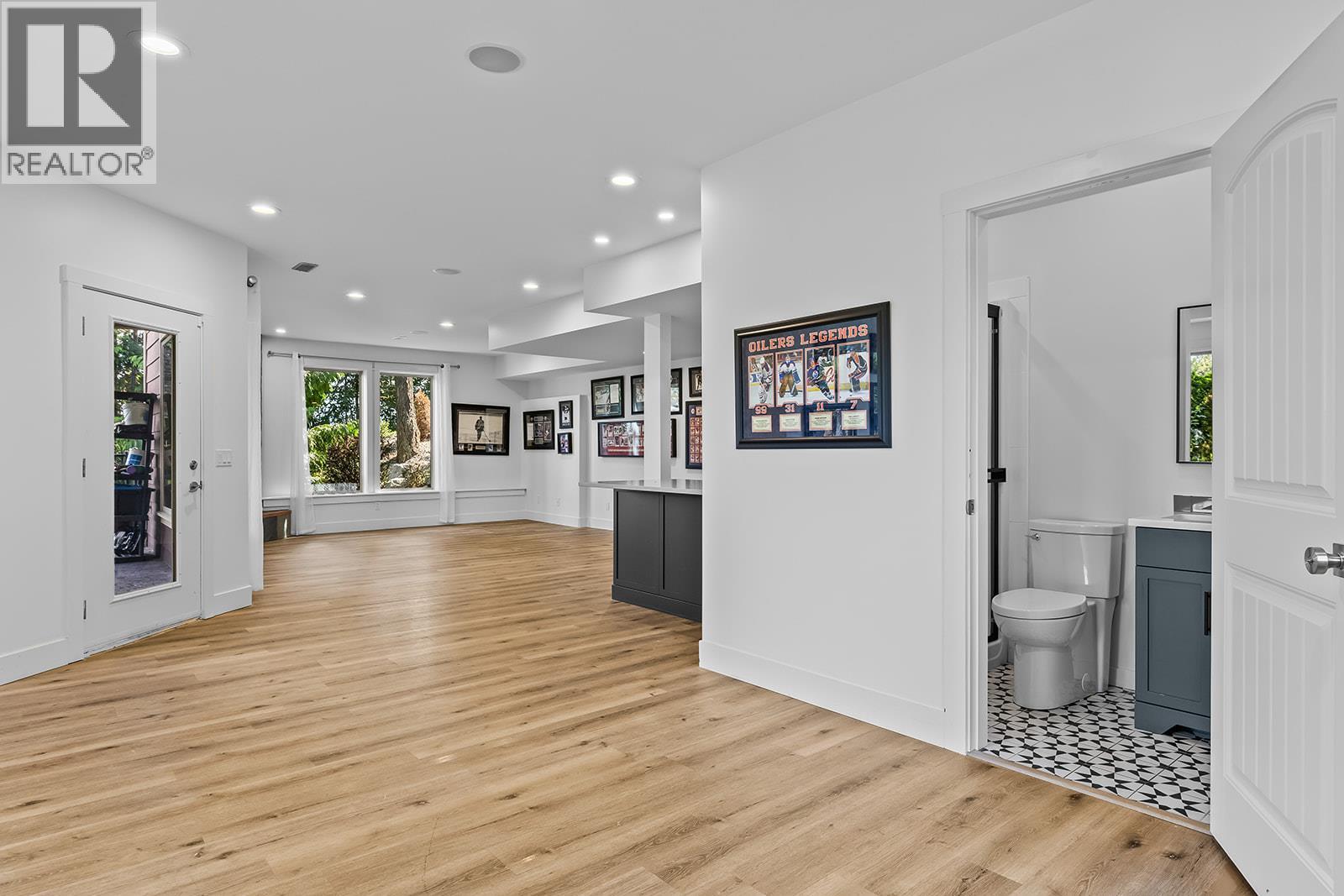 421 Tucker Court, Kelowna