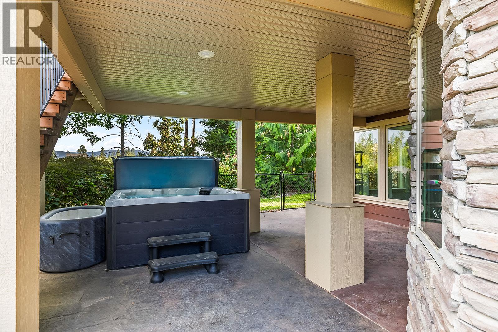 421 Tucker Court, Kelowna
