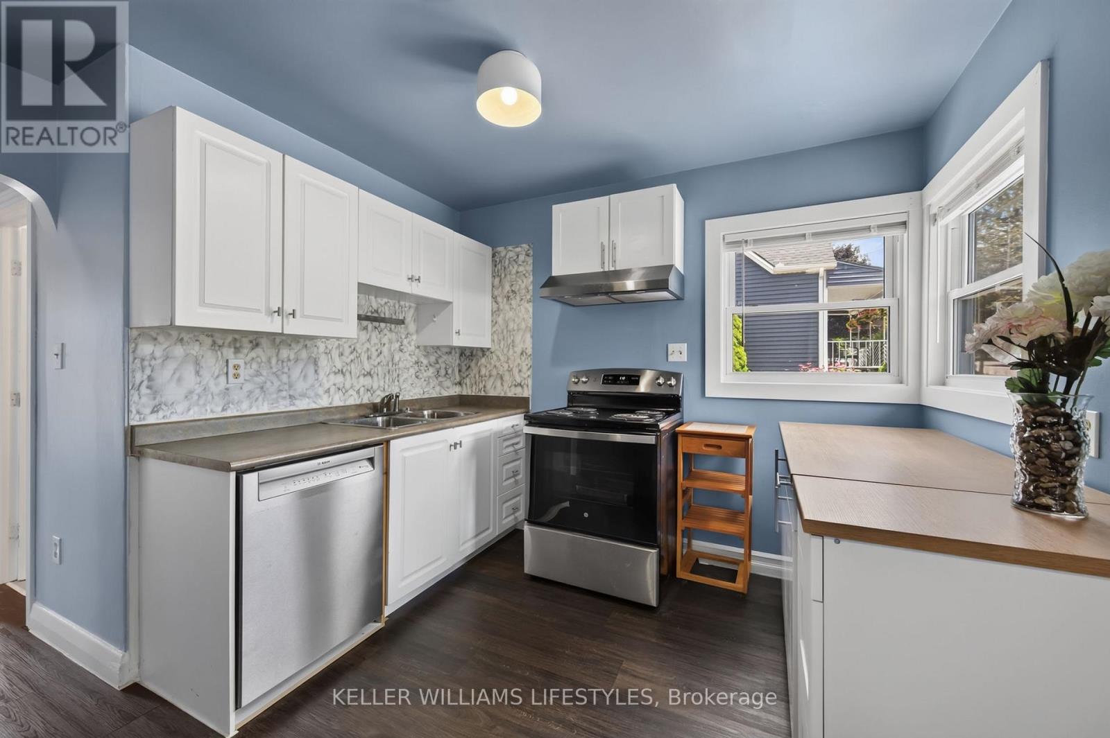 40 MAGEE STREET - Image 3