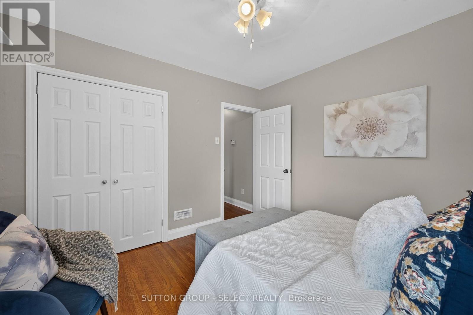 1852 AVALON STREET - 18