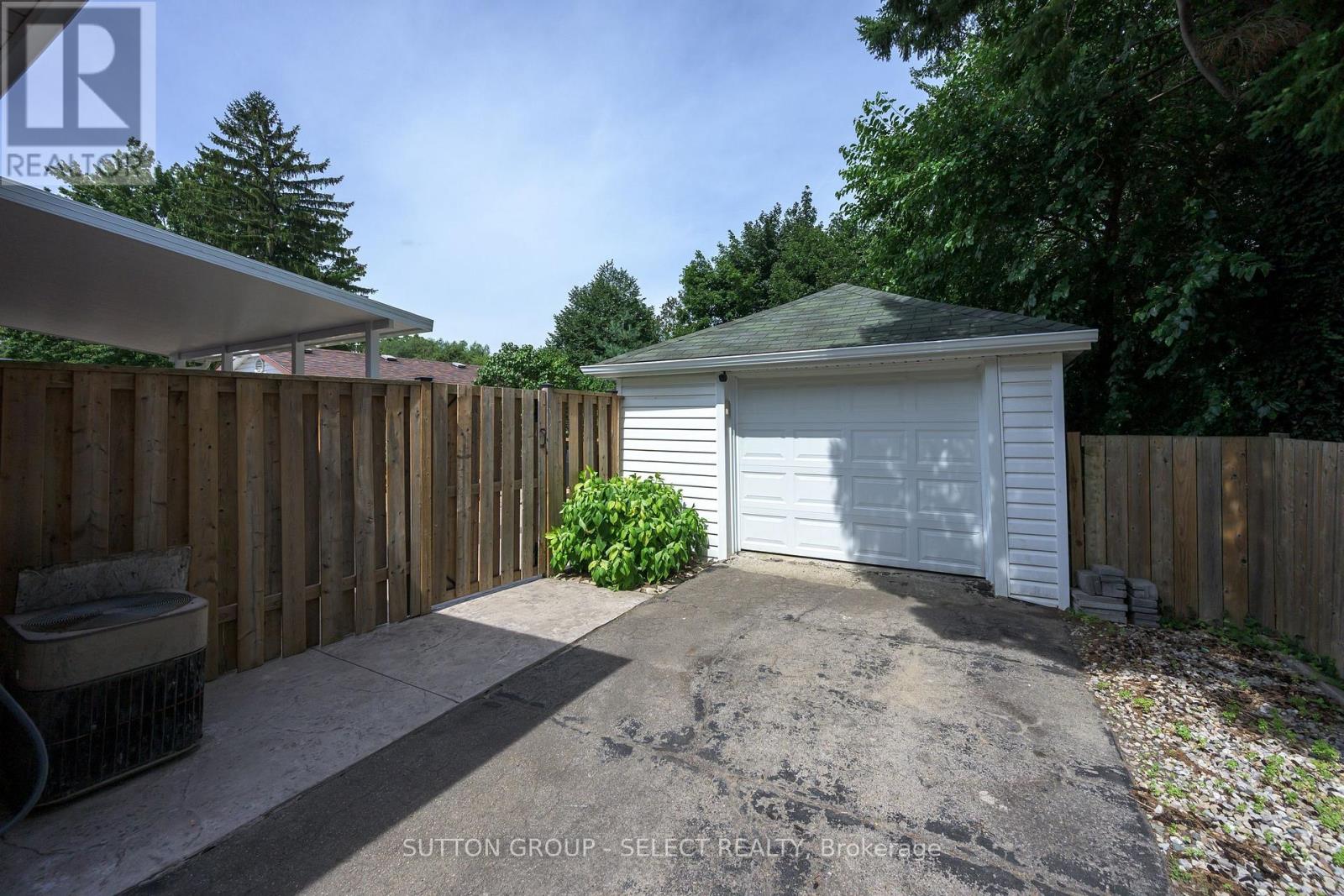1852 AVALON STREET - 2