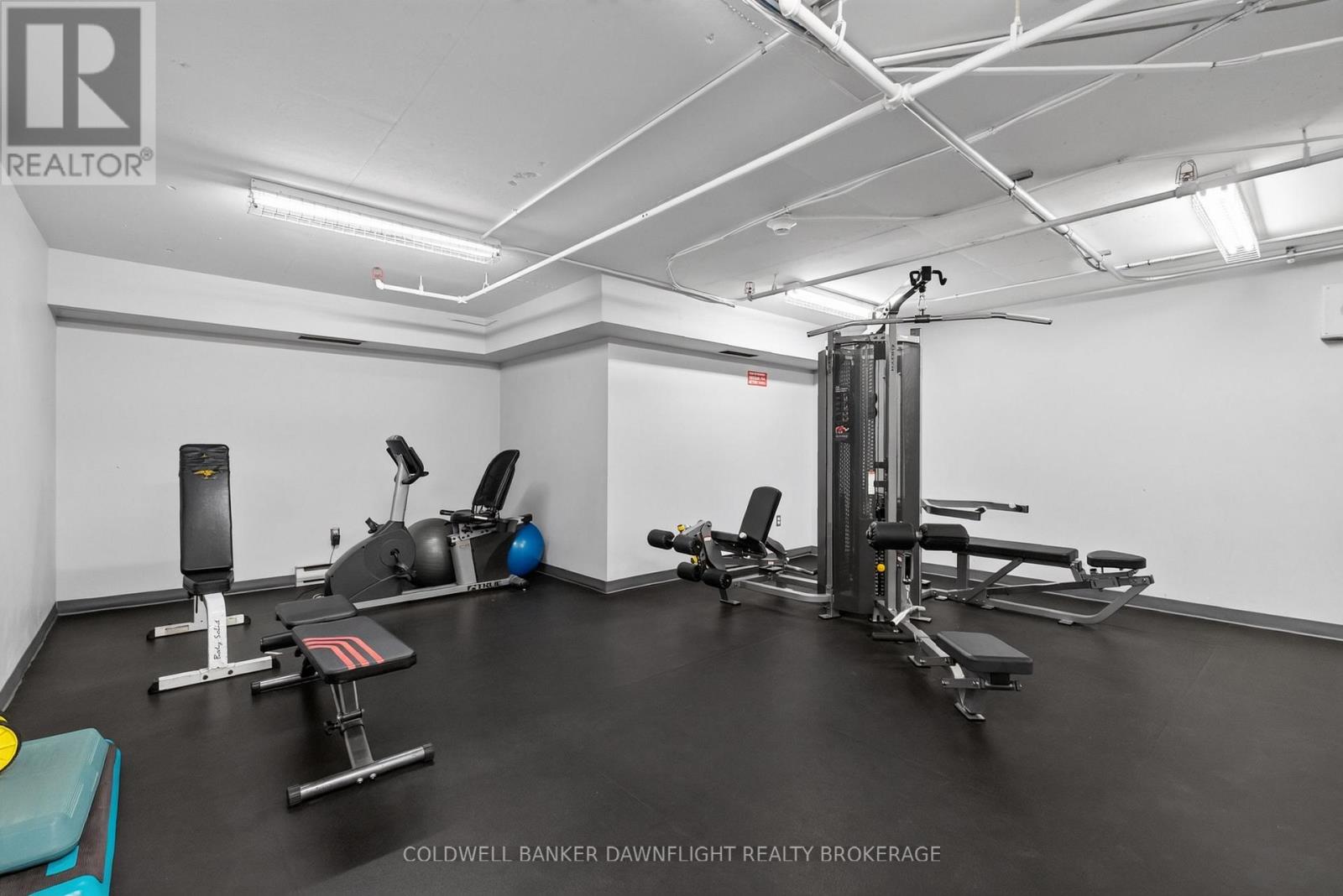 #505 155 KENT STREET - Image 24