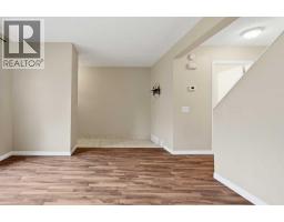 Bedroom - 224, 999 Canyon Meadows Drive Sw, Calgary, AB T2W2S6 Photo 7