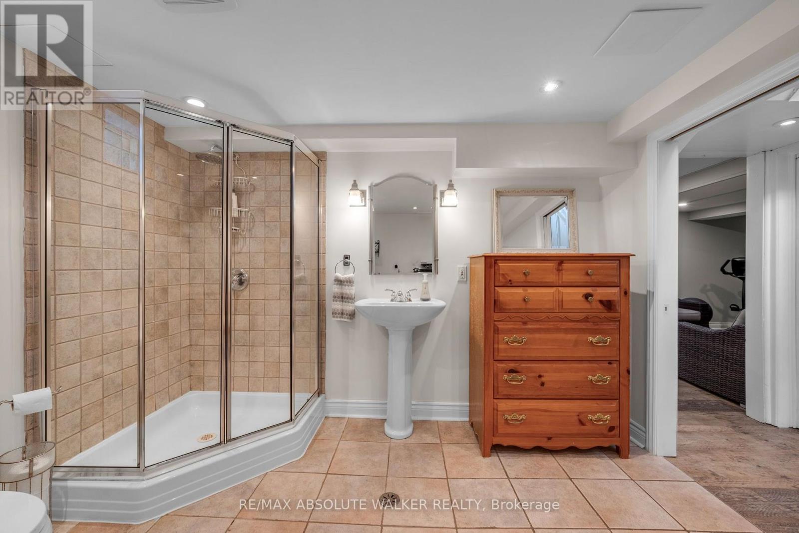818 COLSON AVENUE - 29