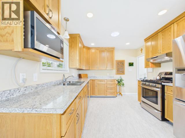 3848 GORDON AVE - 32