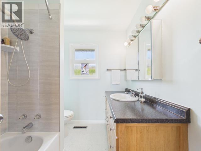 3848 GORDON AVE - 8