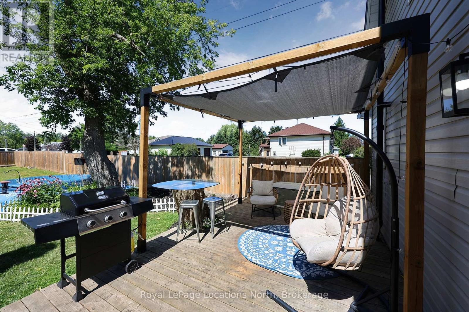 204 SUTHERLAND STREET N - 26