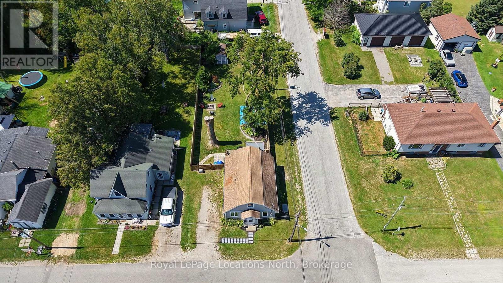 204 SUTHERLAND STREET N - Image 37