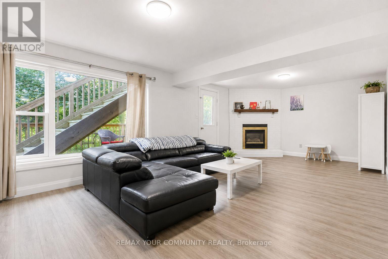 81 GARDEN STREET - Image 17