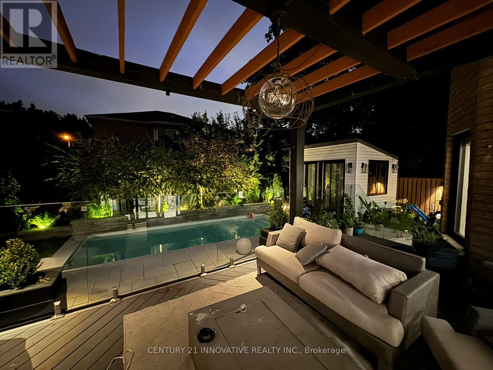 6 DEVONRIDGE CRESCENT - Image 37