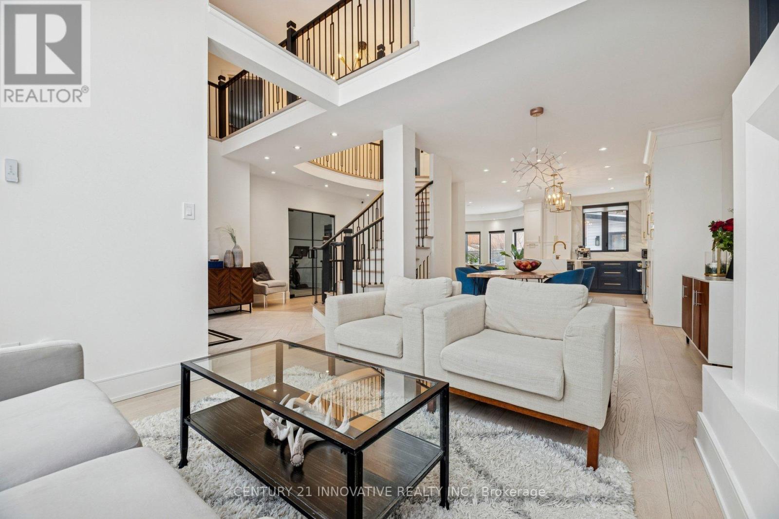 6 DEVONRIDGE CRESCENT - 7