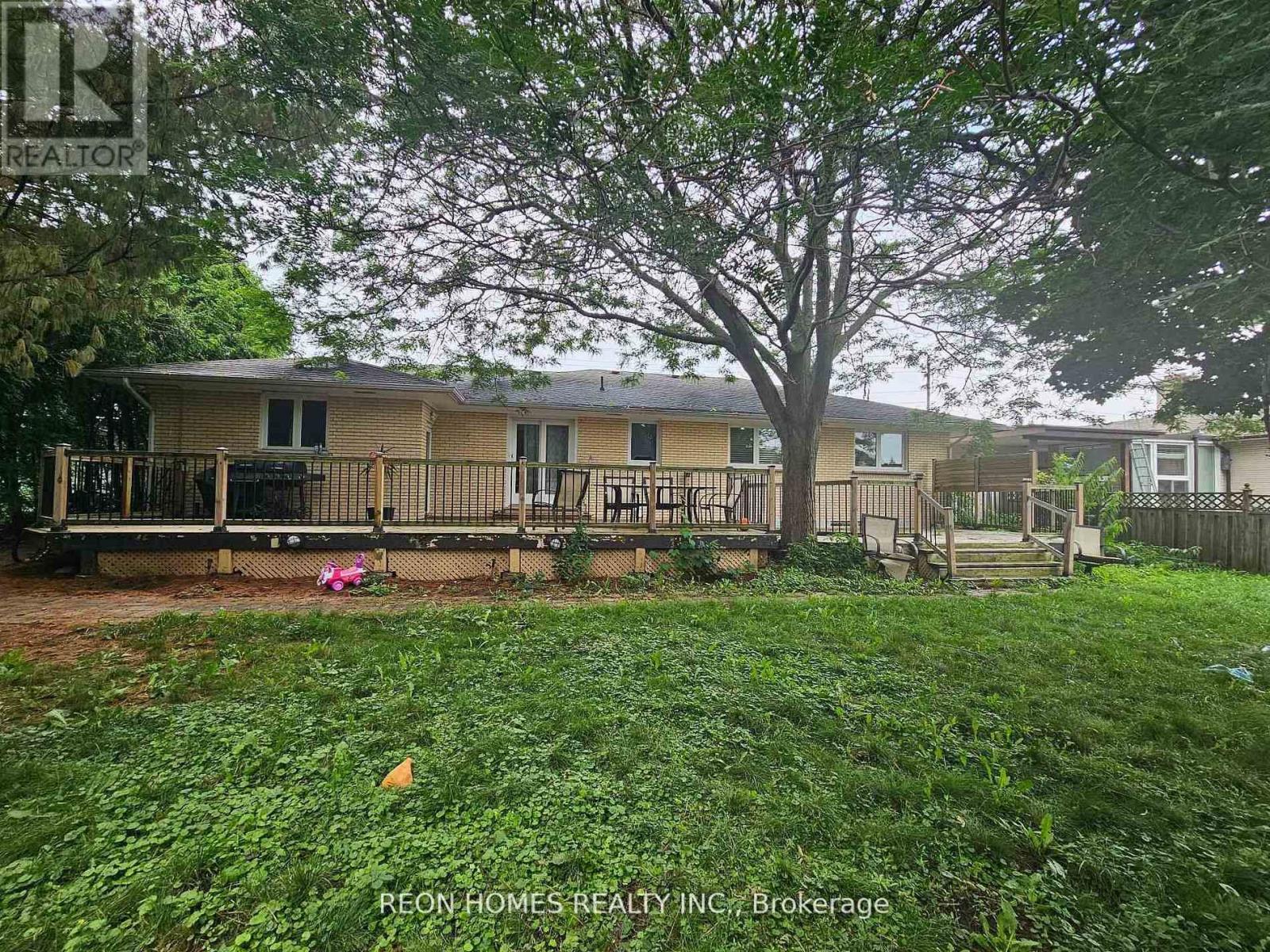 317 FAREWELL STREET - 14