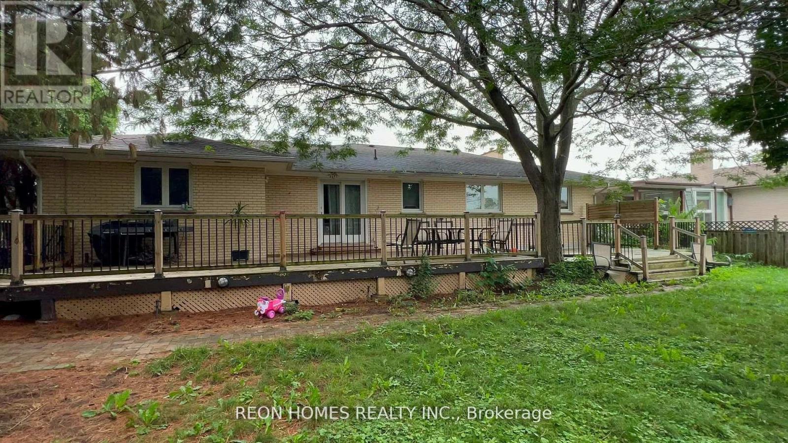 317 FAREWELL STREET - 15