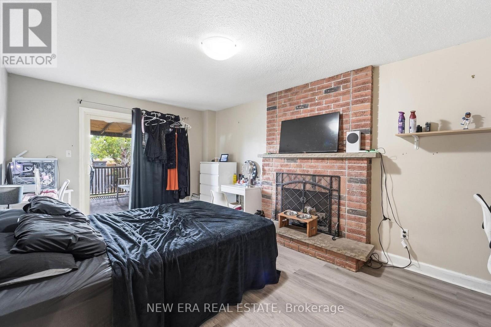630 COGNAC CRESCENT - 17