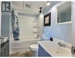 7067 Highway 2, Portapique, NS B0M1B0 Photo 12