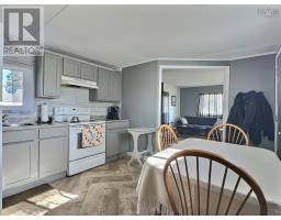 7067 Highway 2, Portapique, NS B0M1B0 Photo 9