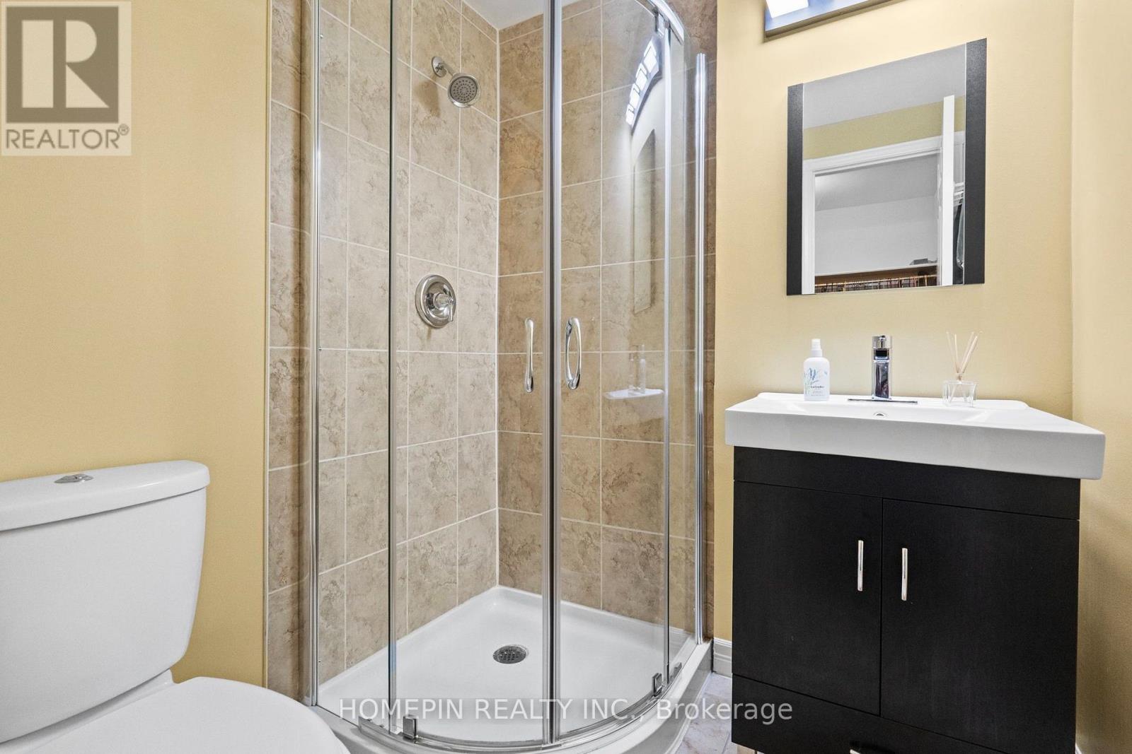84 CONFEDERATION WAY - 12