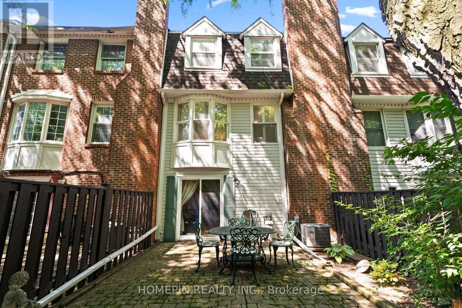 84 CONFEDERATION WAY - 18