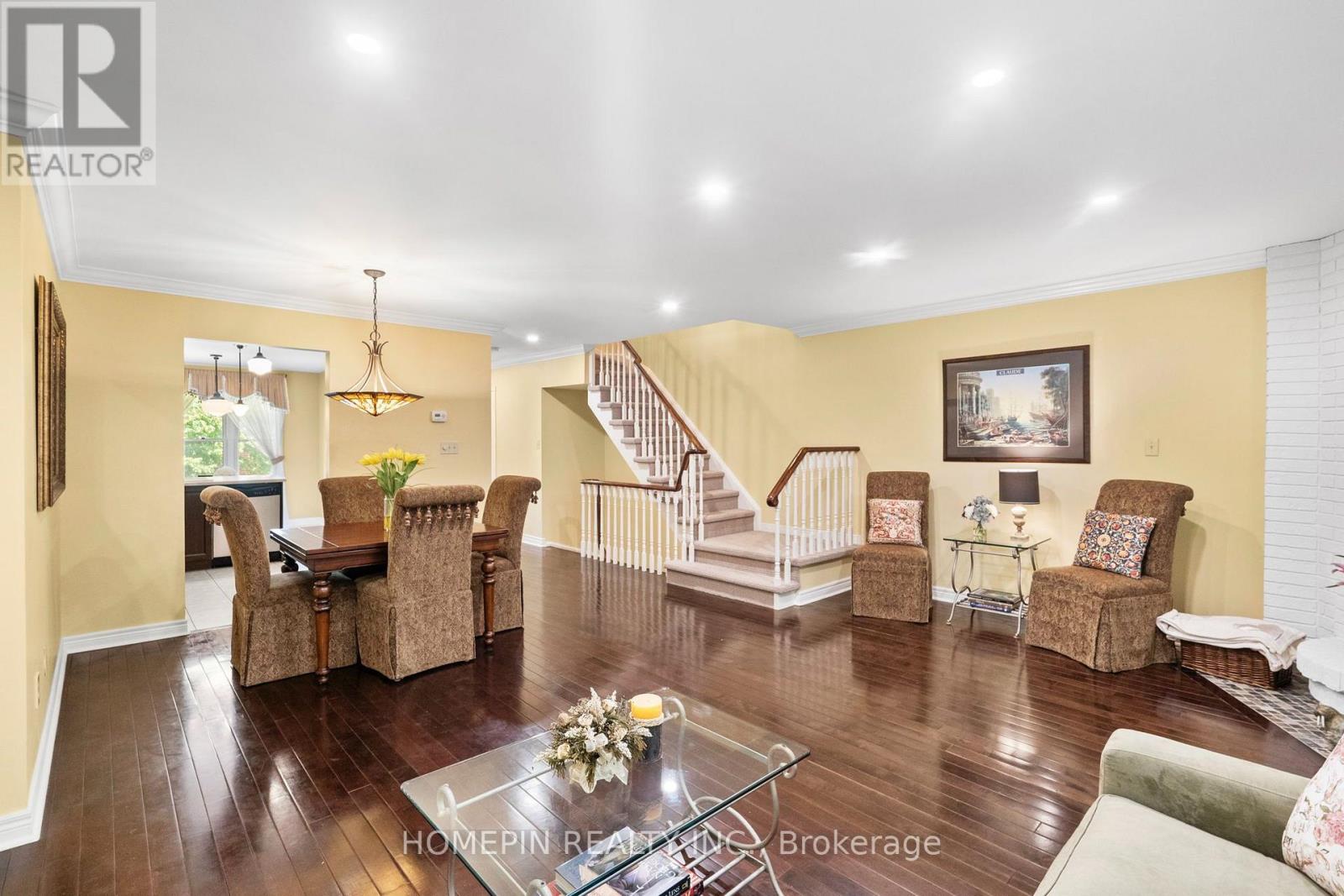 84 CONFEDERATION WAY - 8