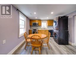 Primary Bedroom - 121 Seventh Street, Midland, ON L4R3Y9 Photo 9