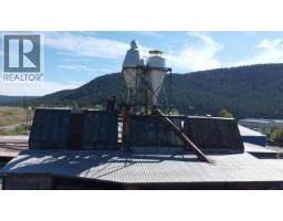4135 Frizzi Road, Williams Lake, BC V2G5M4 Photo 20