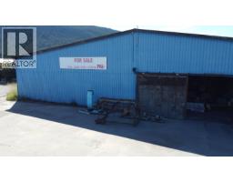 4135 Frizzi Road, Williams Lake, BC V2G5M4 Photo 7