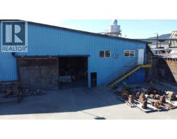 4135 Frizzi Road, Williams Lake, BC V2G5M4 Photo 6