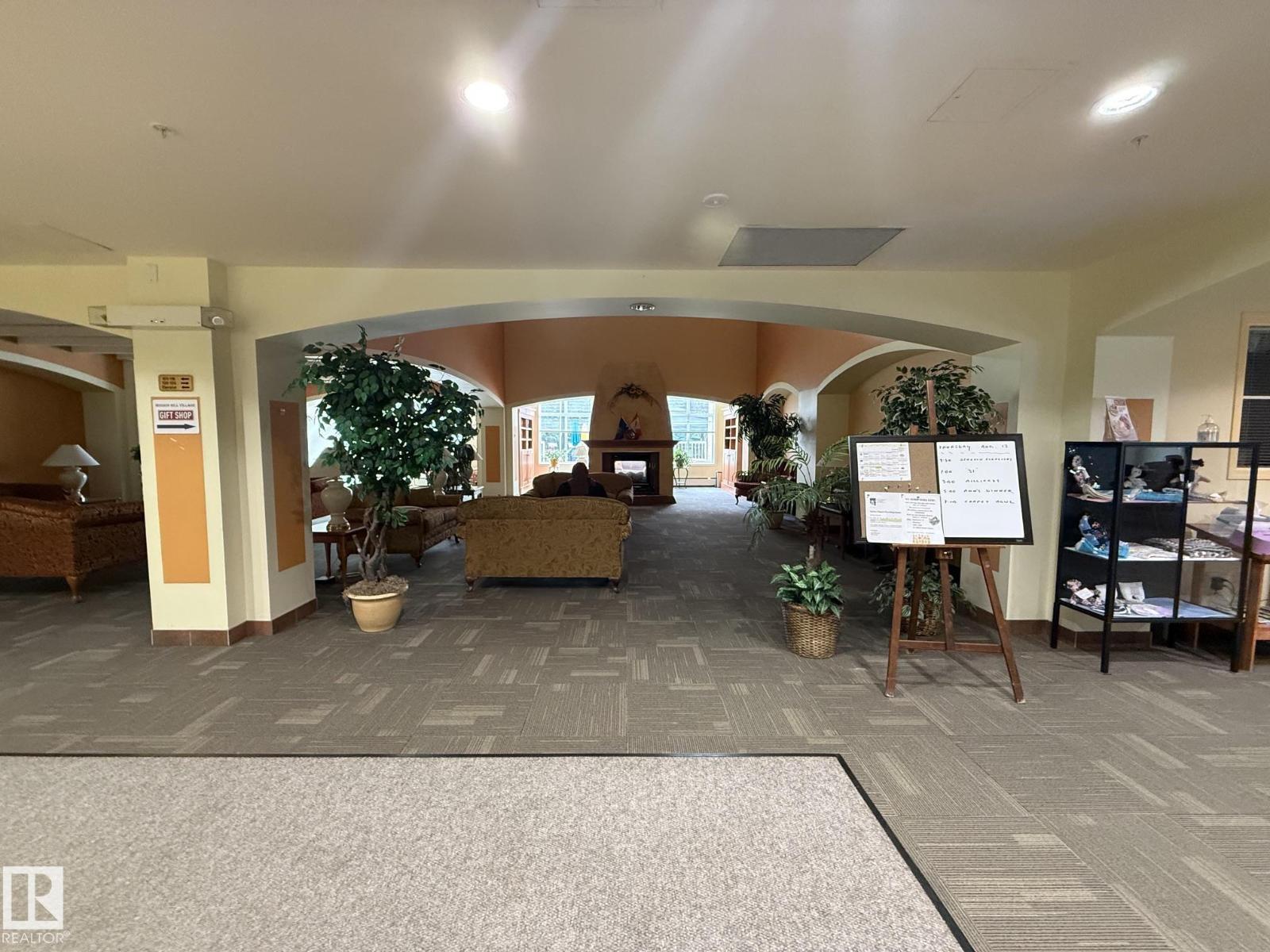 #402 78 McKenney AV - 11