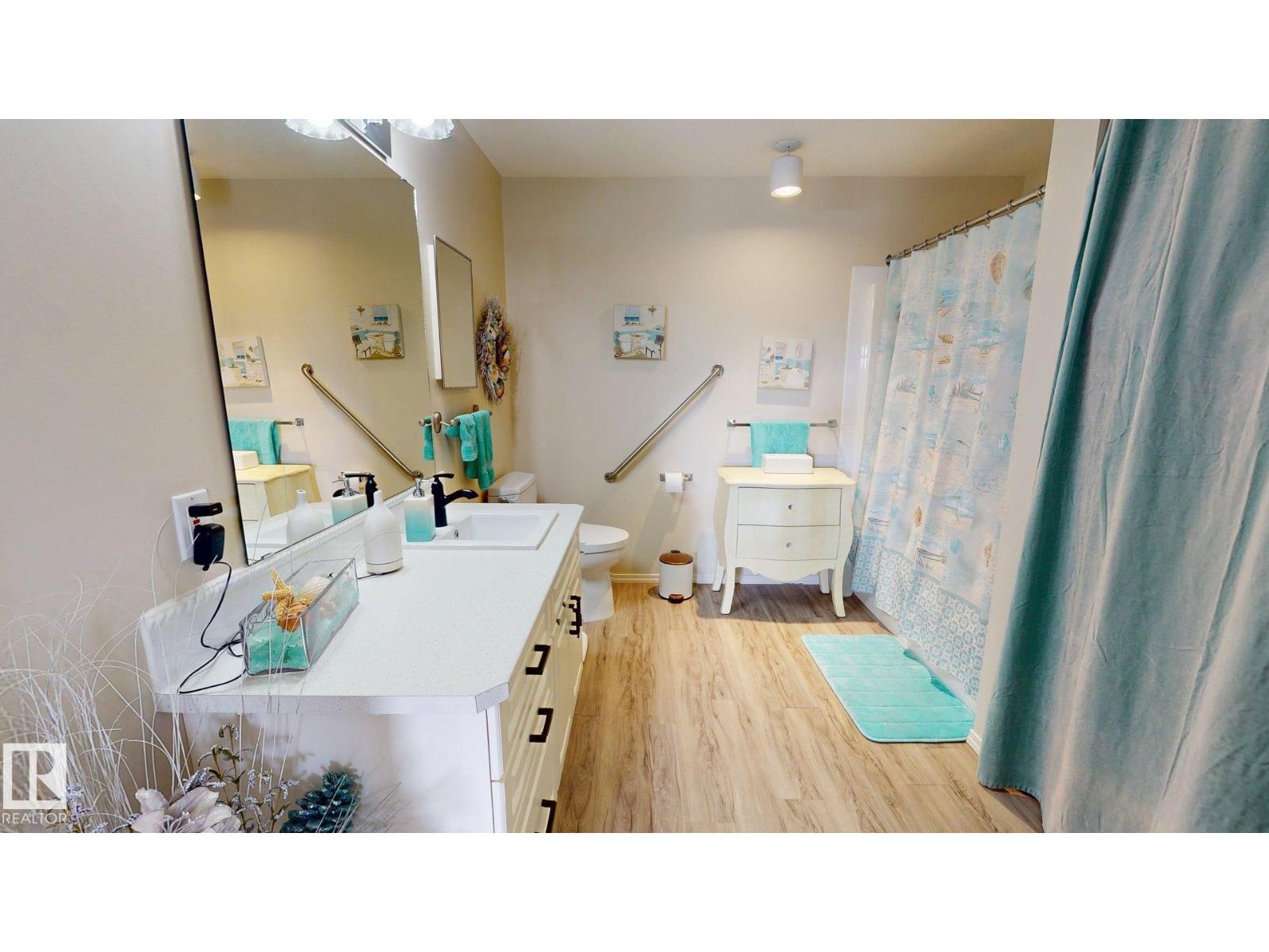 #402 78 McKenney AV - Image 5